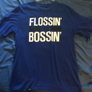 Men’s large under armour shirt